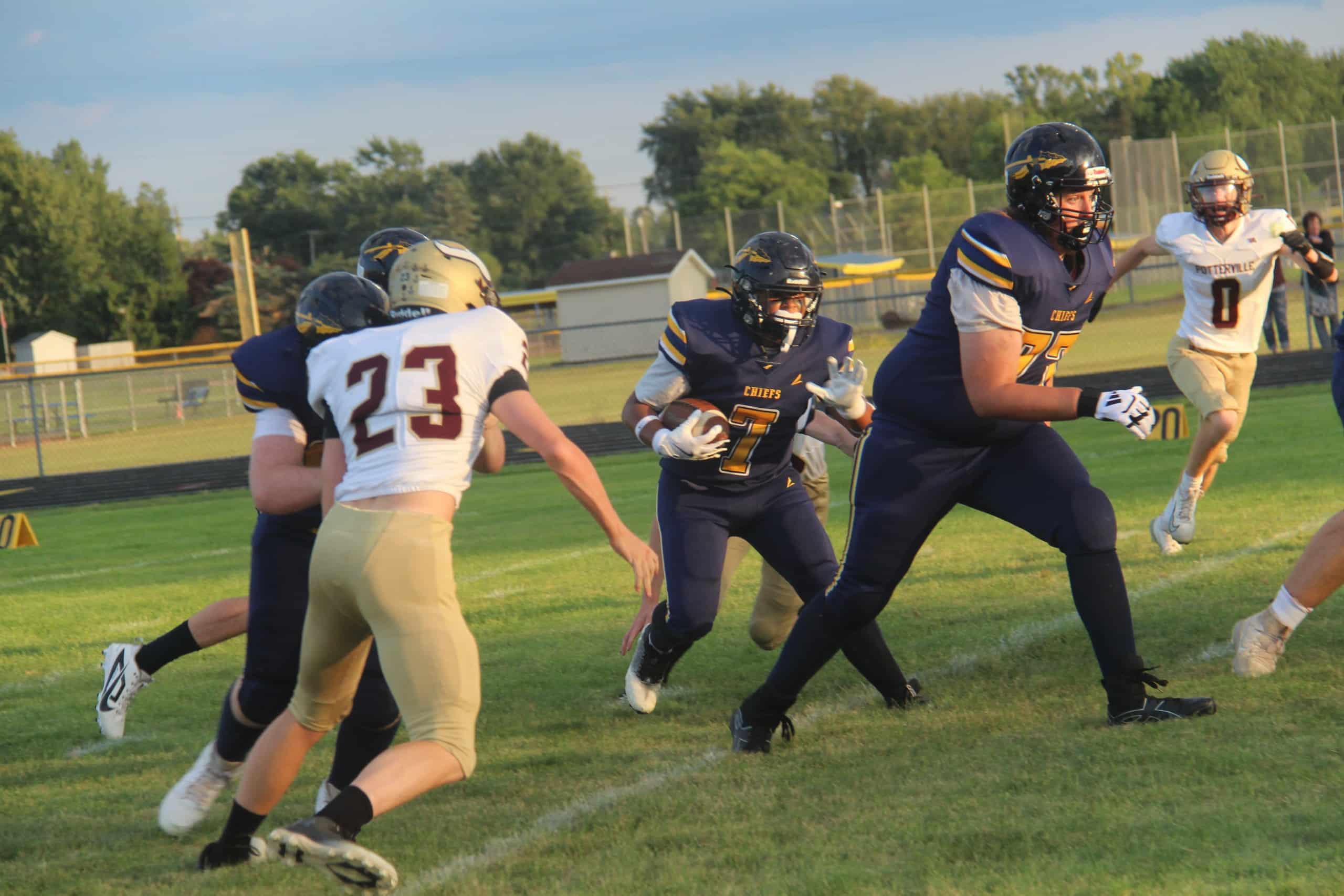 Chiefs fall to Potterville in football season opener – Tri-City Times