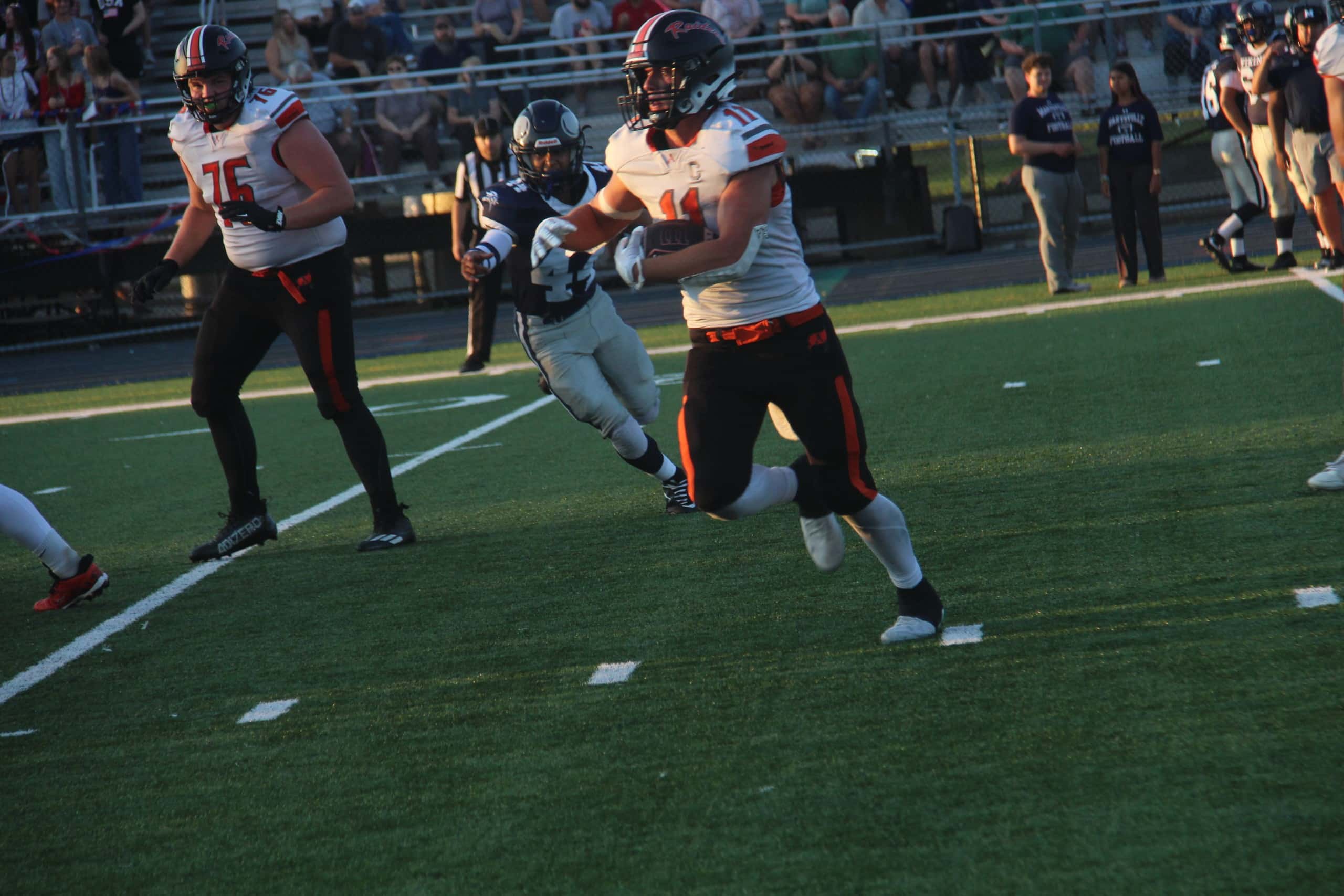Almont outlasts Marysville, 14-13 – Tri-City Times
